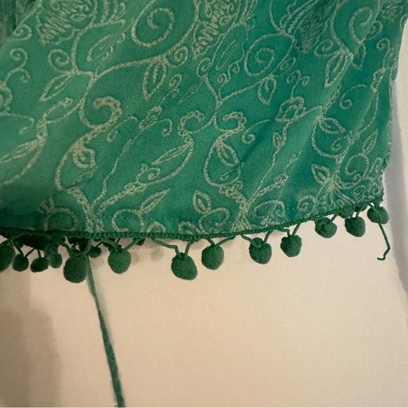 American Rag sleeveless women’s CS oversized pompom edges - Picture 3 of 8